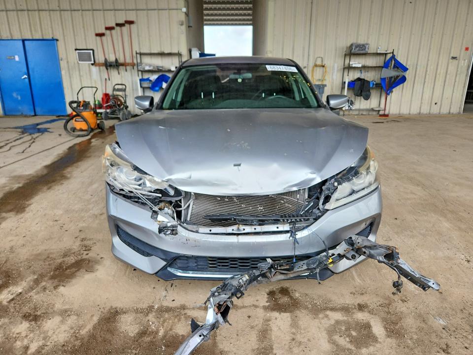 2017 Honda Accord მანქანა იყიდება აუქციონზე, vin: 1HGCR2F3XHA148857, აუქციონის ნომერი: 68347406