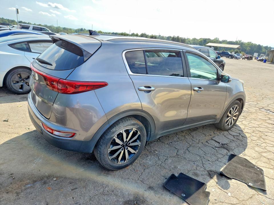 69914596 :رقم المزاد ، KNDPN3AC3H7111932 vin ، 2017 Kia Sportage مزاد بيع