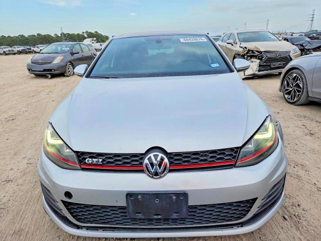 Продаж на аукціоні авто 2015 Volkswagen Gti, vin: 3VW4T7AU9FM030815, номер лоту: 69428676