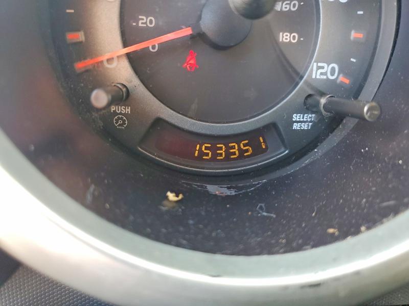 70179096 :رقم المزاد ، 5J6YH286X4L022943 vin ، 2004 Honda Element مزاد بيع