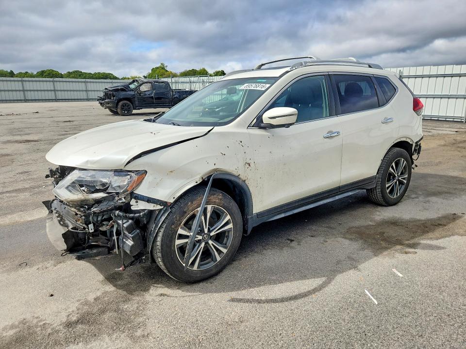 2020 Nissan Rogue მანქანა იყიდება აუქციონზე, vin: JN8AT2MV5LW106396, აუქციონის ნომერი: 69576816