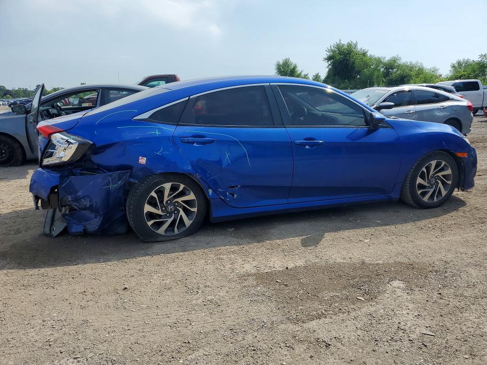 Aukcja sprzedaży 2018 Honda Civic, vin: 2HGFC2F88JH003236, numer aukcji: 67143756