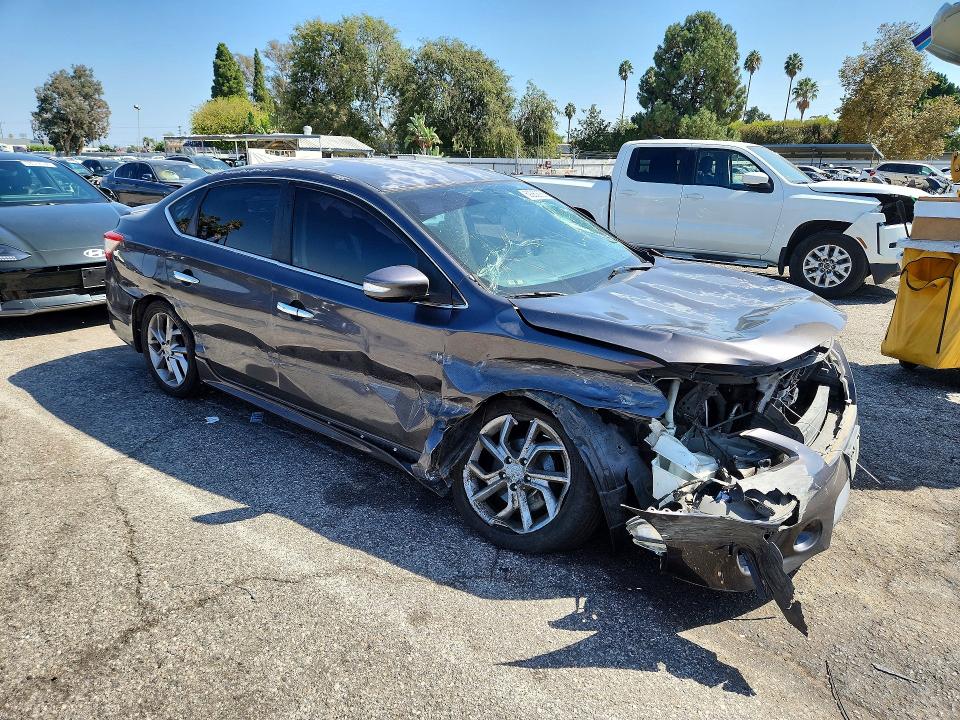 2015 Nissan Sentra მანქანა იყიდება აუქციონზე, vin: 3N1AB7AP9FY222623, აუქციონის ნომერი: 69262066