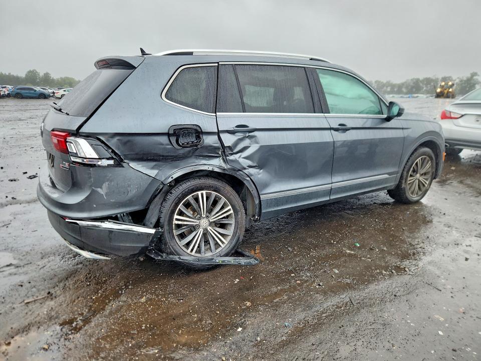2018 Volkswagen Tiguan მანქანა იყიდება აუქციონზე, vin: 3VV2B7AX9JM045137, აუქციონის ნომერი: 69673156