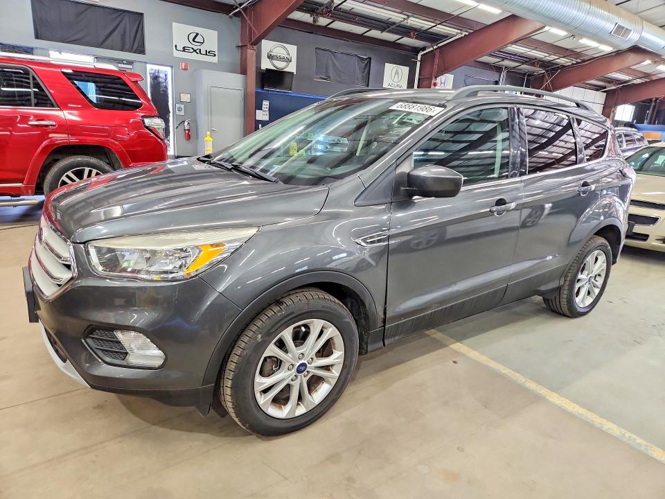 68881986 :رقم المزاد ، 1FMCU9GD5JUA58271 vin ، 2018 Ford Escape مزاد بيع