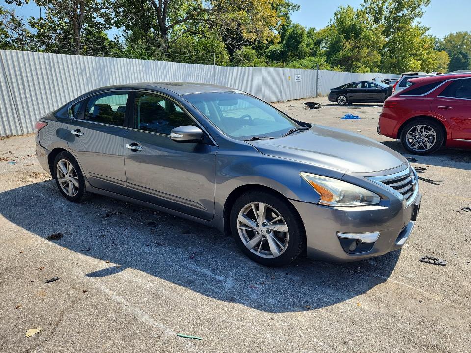 Продаж на аукціоні авто 2015 Nissan Altima, vin: 1N4AL3AP5FC476735, номер лоту: 69441896