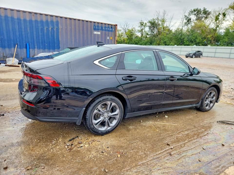 69393836 :رقم المزاد ، 1HGCY1F33PA047963 vin ، 2023 Honda Accord مزاد بيع