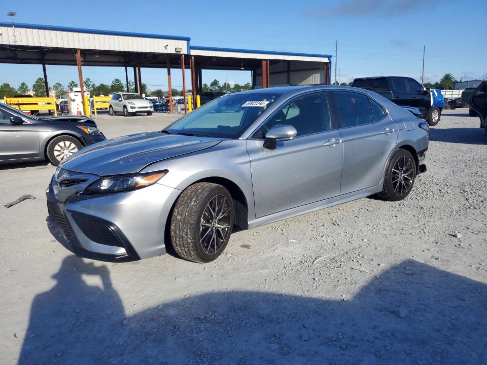 Продажа на аукционе авто 2023 Toyota Camry, vin: 4T1G11AK0PU839534, номер лота: 69922346
