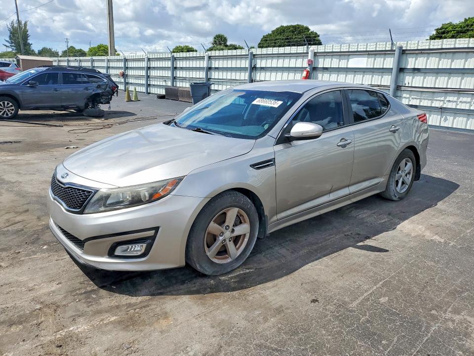 Auction sale of the 2015 Kia Optima, vin: 5XXGM4A74FG439327, lot number: 68660536