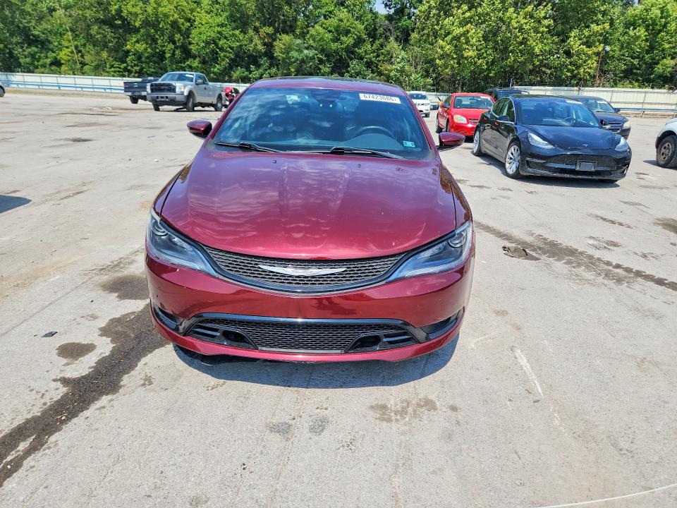 67423686 :رقم المزاد ، 1C3CCCBG4FN527345 vin ، 2015 Chrysler 200 مزاد بيع