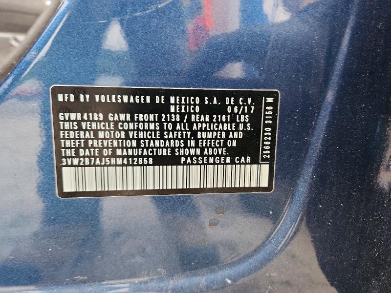68044296 :رقم المزاد ، 3VW2B7AJ5HM412858 vin ، 2017 Volkswagen Jetta مزاد بيع