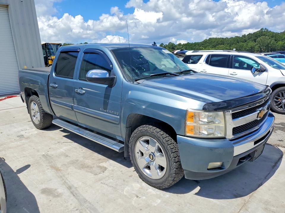 67779006 :رقم المزاد ، 3GCPCSE00BG285923 vin ، 2011 Chevrolet Silverado مزاد بيع