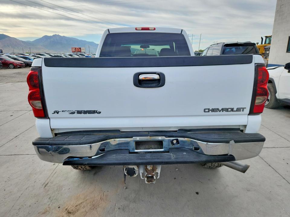 Продаж на аукціоні авто 2005 Chevrolet Silverado, vin: 1GCHK23225F838766, номер лоту: 59408376