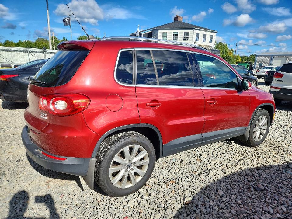 70026876 :رقم المزاد ، WVGBV75N69W520409 vin ، 2009 Volkswagen Tiguan مزاد بيع