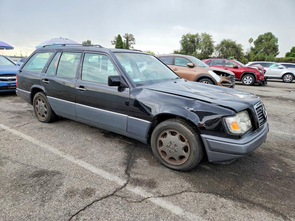 Продажа на аукционе авто 1995 Mercedes-benz E, vin: WDBEA92E9SF308119, номер лота: 67019206