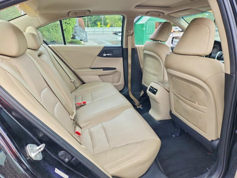 2013 Honda Accord მანქანა იყიდება აუქციონზე, vin: 1HGCR3F85DA028394, აუქციონის ნომერი: 70696156