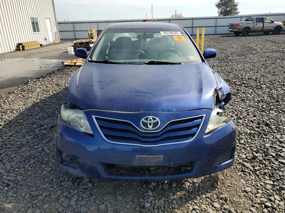 2010 Toyota Camry მანქანა იყიდება აუქციონზე, vin: 4T1BF3EK4AU565568, აუქციონის ნომერი: 70510236