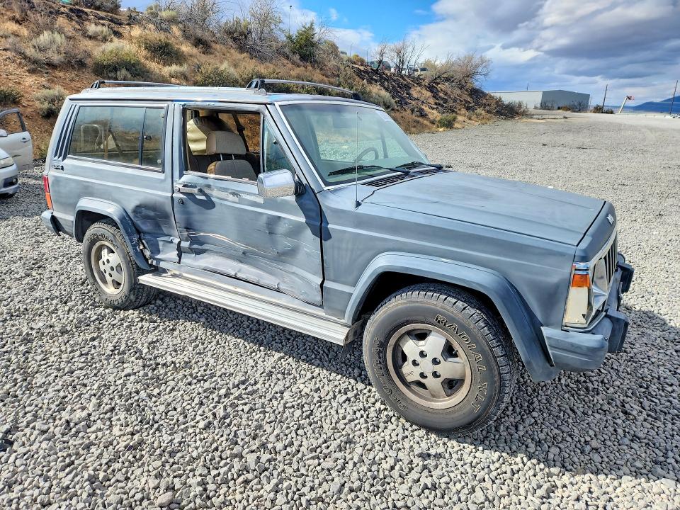 1992 Jeep Cherokee მანქანა იყიდება აუქციონზე, vin: 1J4FJ57S9NL120228, აუქციონის ნომერი: 67875366