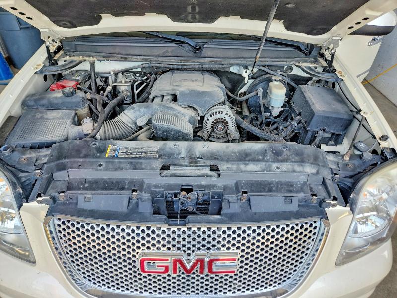 67842146 :رقم المزاد ، 1GKUKMEF2AR223819 vin ، 2010 Gmc Yukon Xl مزاد بيع