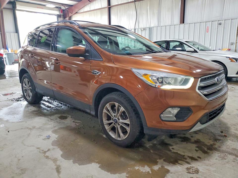 Продаж на аукціоні авто 2017 Ford Escape, vin: 1FMCU9G97HUE67765, номер лоту: 68868376