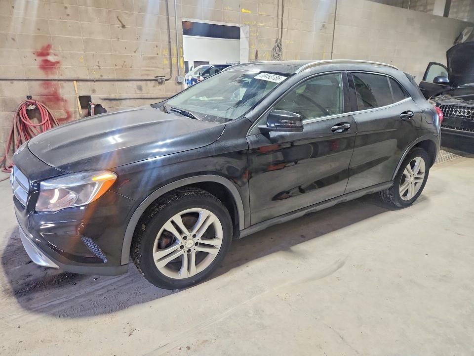 2015 Mercedes-benz Gla მანქანა იყიდება აუქციონზე, vin: WDCTG4GB1FJ166256, აუქციონის ნომერი: 70450786