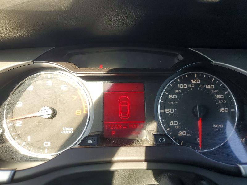 2010 Audi A4 მანქანა იყიდება აუქციონზე, vin: WAUAFAFL3AN010811, აუქციონის ნომერი: 70417796