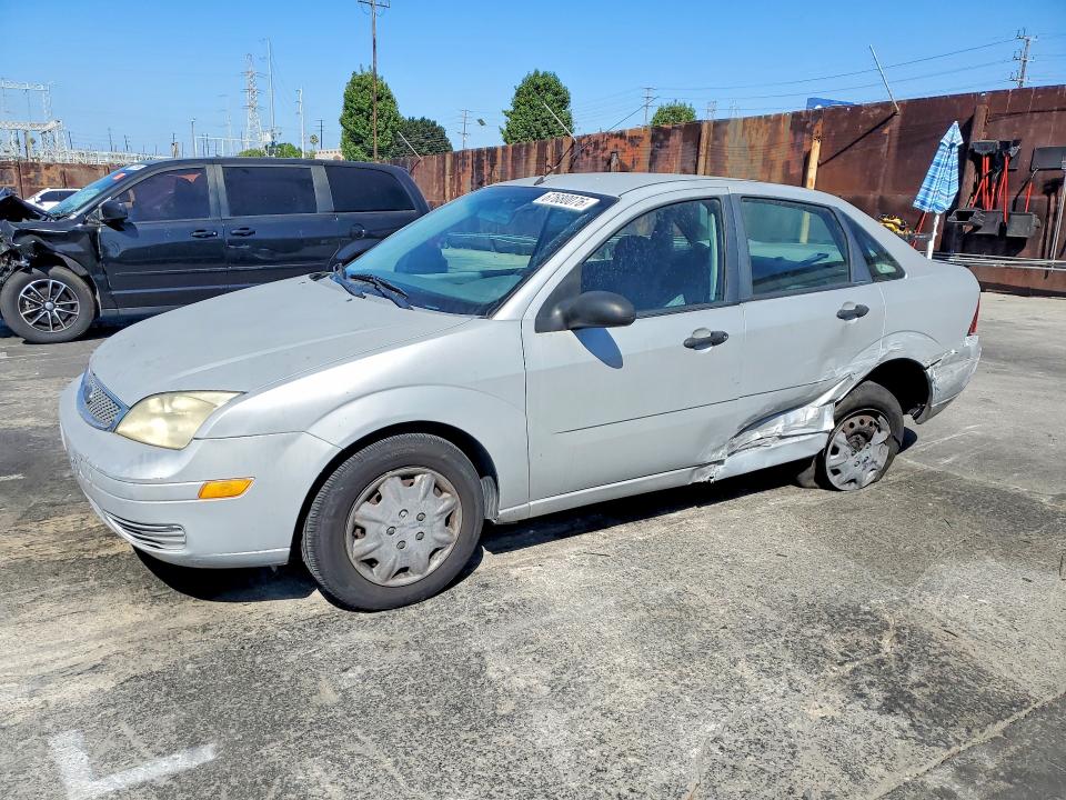 2005 Ford Focus მანქანა იყიდება აუქციონზე, vin: 1FAFP34N05W105502, აუქციონის ნომერი: 67680076