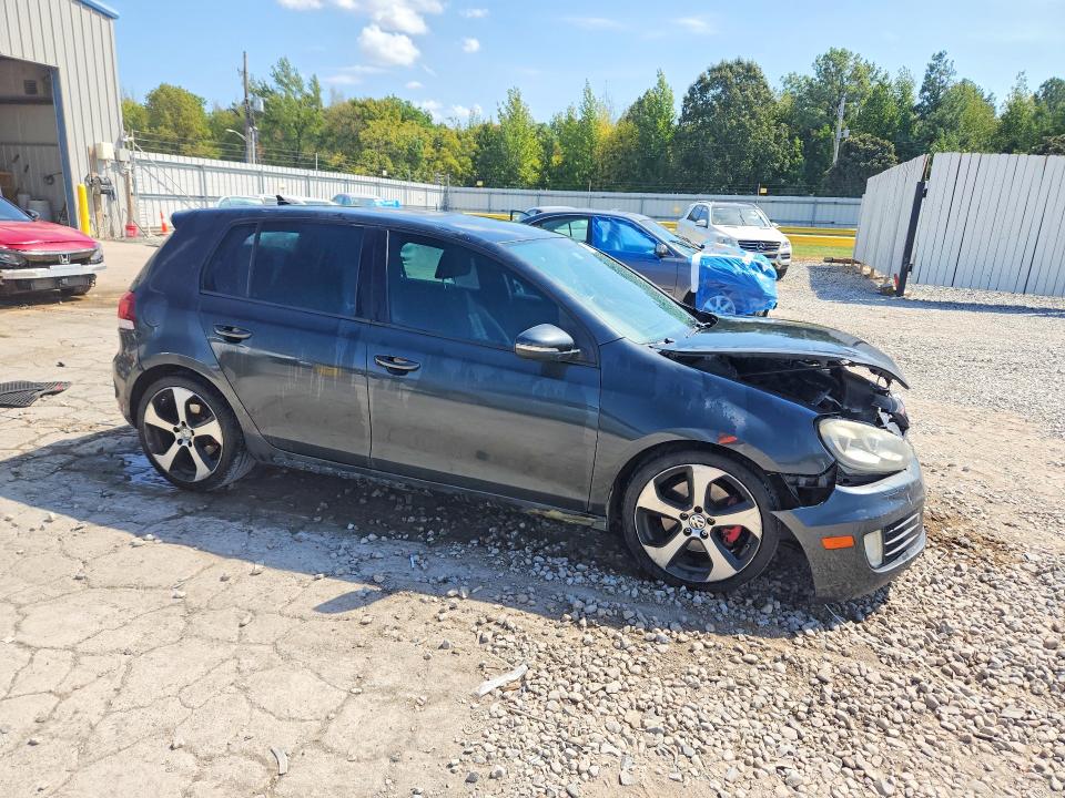 68195976 :رقم المزاد ، WVWGV7AJ6AW336573 vin ، 2010 Volkswagen Gti مزاد بيع