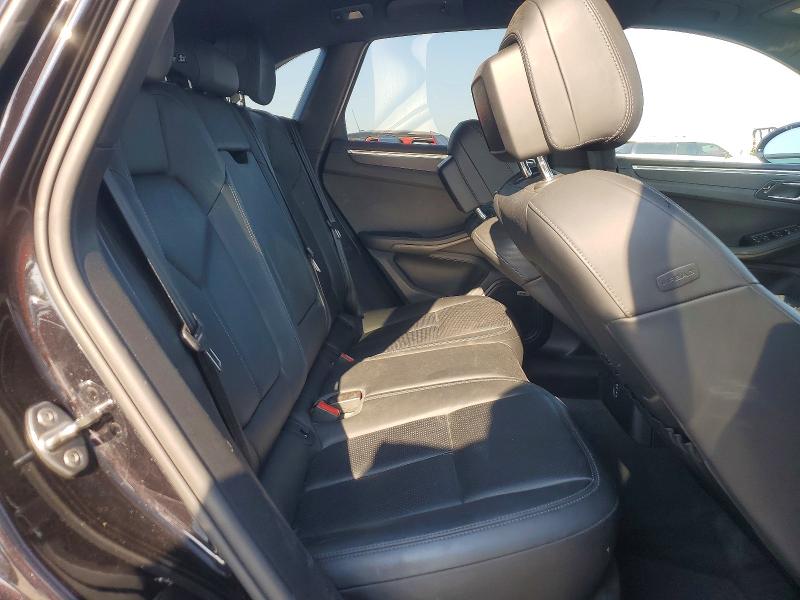 69387076 :رقم المزاد ، WP1AG2A58MLB51628 vin ، 2021 Porsche Macan مزاد بيع