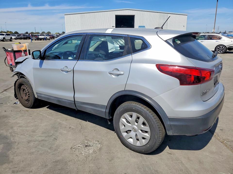 2018 Nissan Rogue Sport მანქანა იყიდება აუქციონზე, vin: JN1BJ1CR6JW264329, აუქციონის ნომერი: 68262516