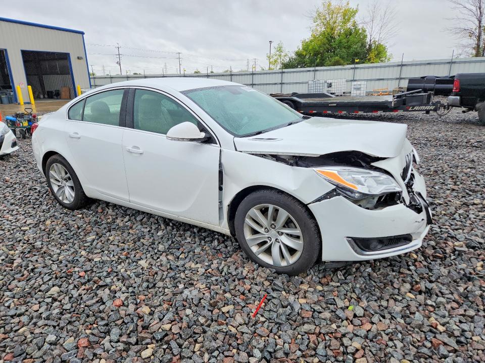 68564476 :رقم المزاد ، 2G4GN5EX9F9206043 vin ، 2015 Buick Regal مزاد بيع