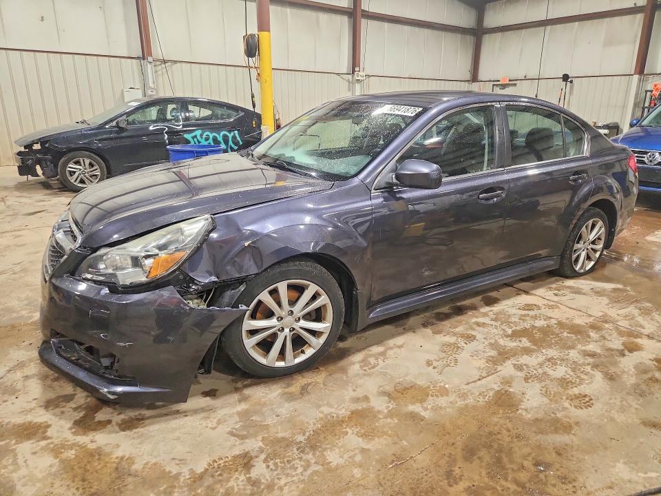 66941876 :رقم المزاد ، 4S3BMBC68D3033700 vin ، 2013 Subaru Legacy مزاد بيع