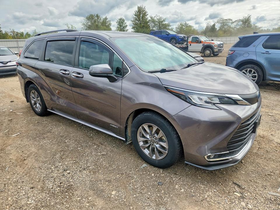 2021 Toyota Sienna მანქანა იყიდება აუქციონზე, vin: 5TDYSKFC9MS040283, აუქციონის ნომერი: 69456266