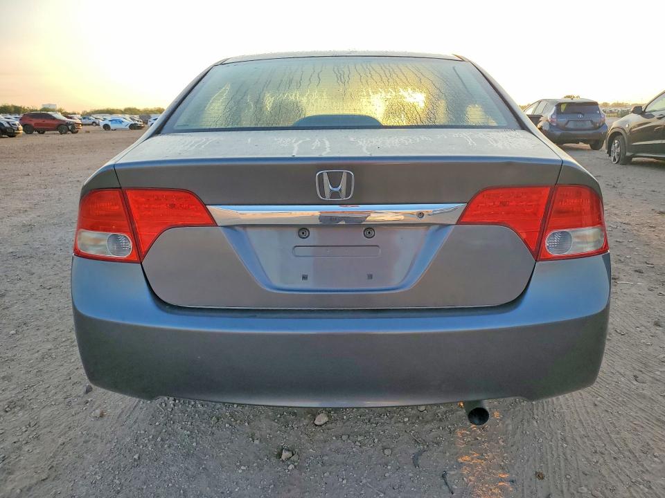 Продажа на аукционе авто 2010 Honda Civic, vin: 2HGFA1F30AH508157, номер лота: 70014456