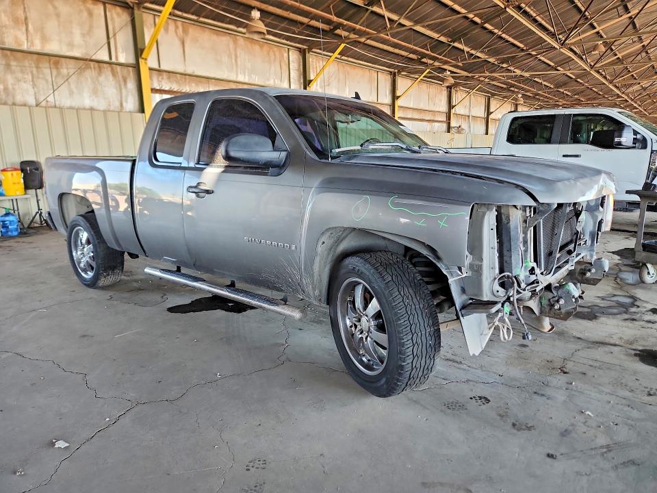 Продажа на аукционе авто 2007 Chevrolet Silverado, vin: 1GCEC19X77Z651988, номер лота: 69117406