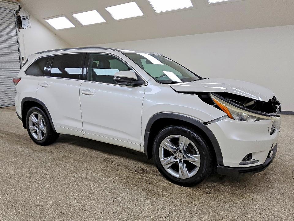 Продаж на аукціоні авто 2015 Toyota Highlander, vin: 5TDDKRFHXFS162379, номер лоту: 70840296