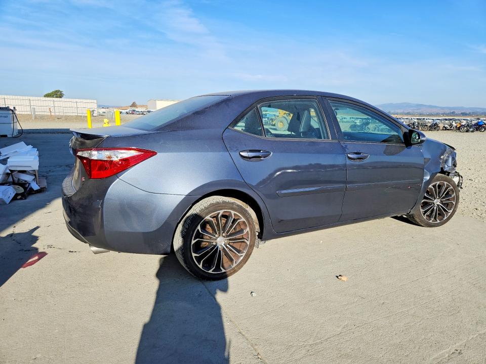 Продаж на аукціоні авто 2015 Toyota Corolla, vin: 5YFBURHE6FP339040, номер лоту: 70345046