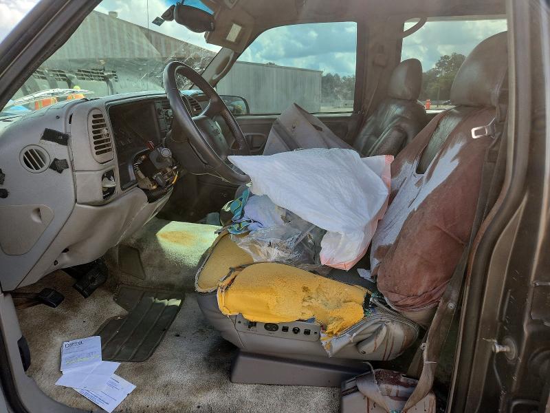 67701056 :رقم المزاد ، 1GKEC13R8XJ788323 vin ، 1999 Gmc Yukon مزاد بيع