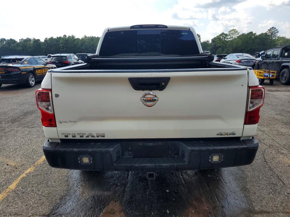 2017 Nissan Titan მანქანა იყიდება აუქციონზე, vin: 1N6AA1EJ9HN556697, აუქციონის ნომერი: 69364366