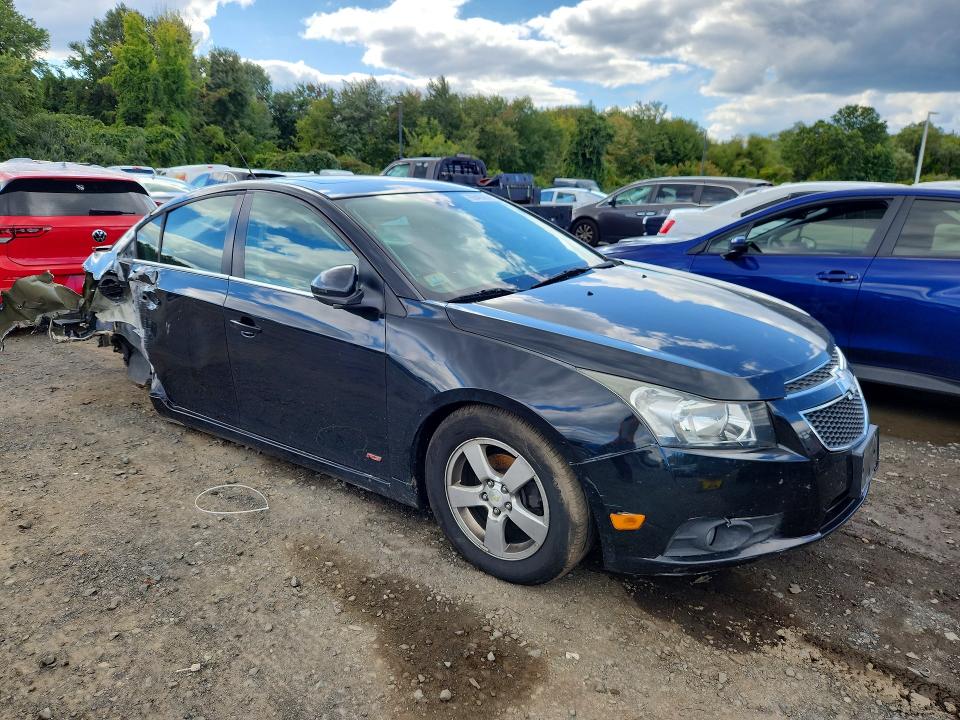 2014 Chevrolet Cruze მანქანა იყიდება აუქციონზე, vin: 1G1PC5SB1E7415353, აუქციონის ნომერი: 69483646