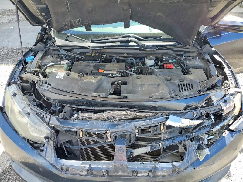 67477746 :رقم المزاد ، 19XFC2F76JE038598 vin ، 2018 Honda Civic مزاد بيع