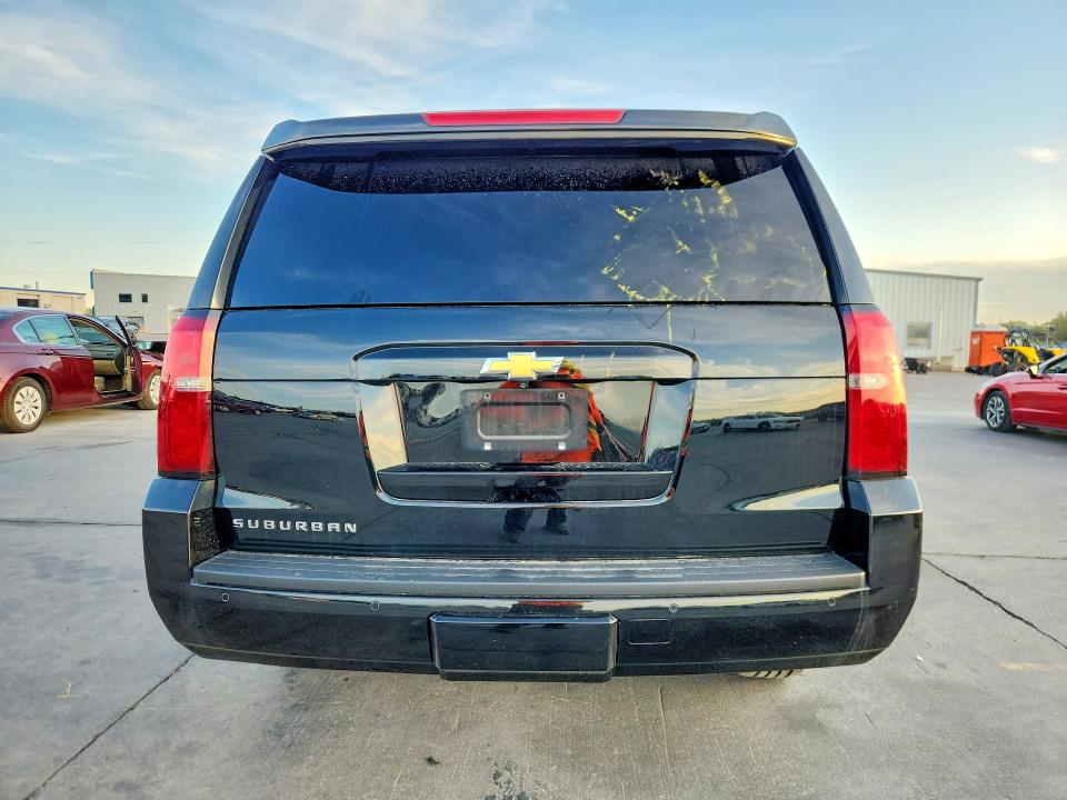 2019 Chevrolet Suburban მანქანა იყიდება აუქციონზე, vin: 1GNSKHKCXKR367812, აუქციონის ნომერი: 69638706