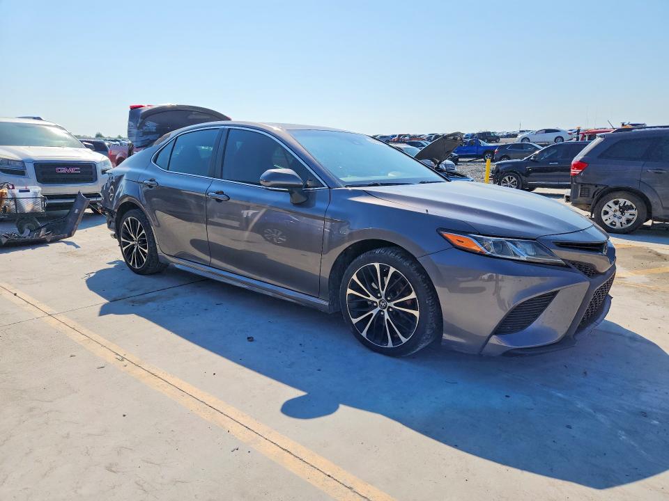 Aukcja sprzedaży 2018 Toyota Camry, vin: 4T1B11HK8JU007513, numer aukcji: 69324866