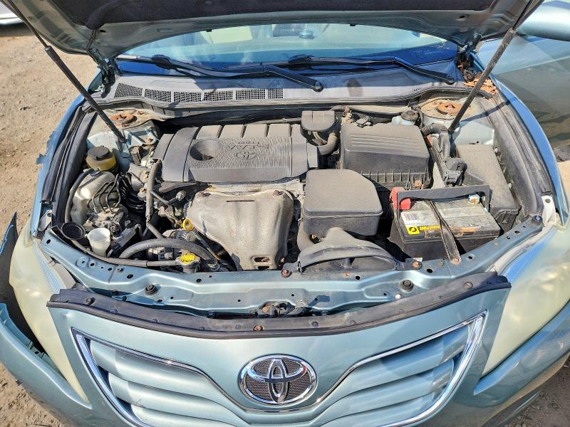 67686536 :رقم المزاد ، 4T1BF3EK6BU692033 vin ، 2011 Toyota Camry مزاد بيع
