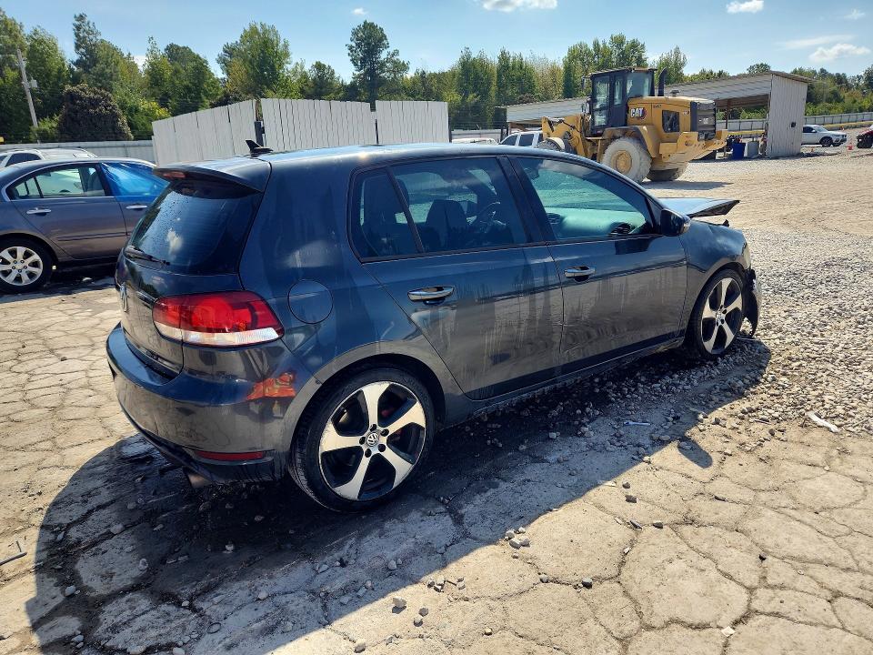 68195976 :رقم المزاد ، WVWGV7AJ6AW336573 vin ، 2010 Volkswagen Gti مزاد بيع