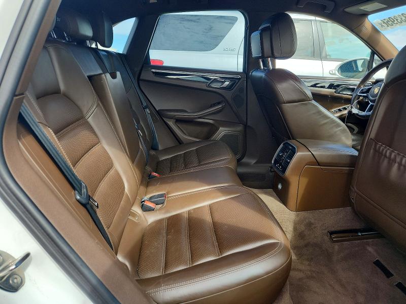 Aukcja sprzedaży 2016 Porsche Macan, vin: WP1AB2A56GLB49413, numer aukcji: 67333956