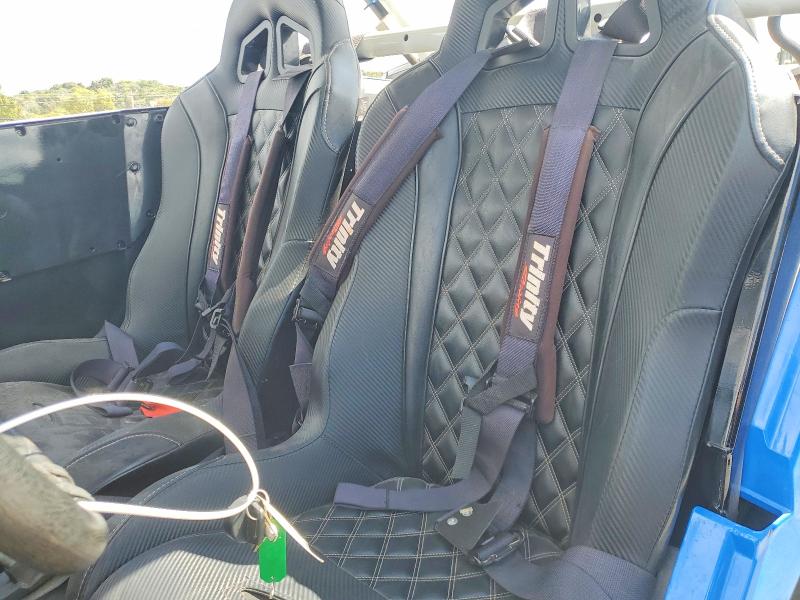 70535676 :رقم المزاد ، 4XAVDE994FB315719 vin ، 2015 Polaris Rzr Xp 100 مزاد بيع
