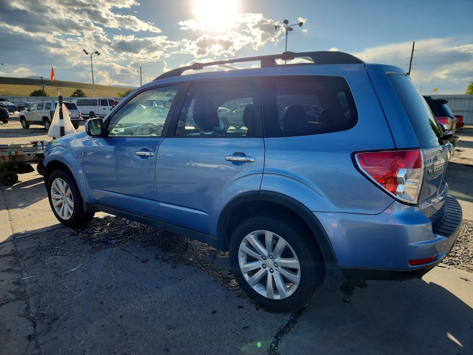 67542376 :رقم المزاد ، JF2SHADC4BH704137 vin ، 2011 Subaru Forester مزاد بيع