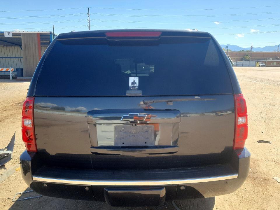 Продаж на аукціоні авто 2011 Chevrolet Suburban, vin: 1GNSKKE34BR182065, номер лоту: 68440006