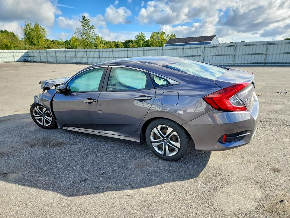 Продажа на аукционе авто 2018 Honda Civic, vin: 2HGFC2F58JH512992, номер лота: 70011756